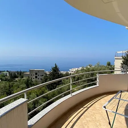 Lejlighed Drimadhe: Spacious And All-comfort Sea-view Appt Dhërmi